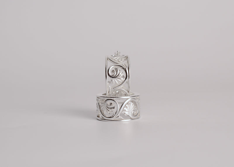 Acanthus Hoops III